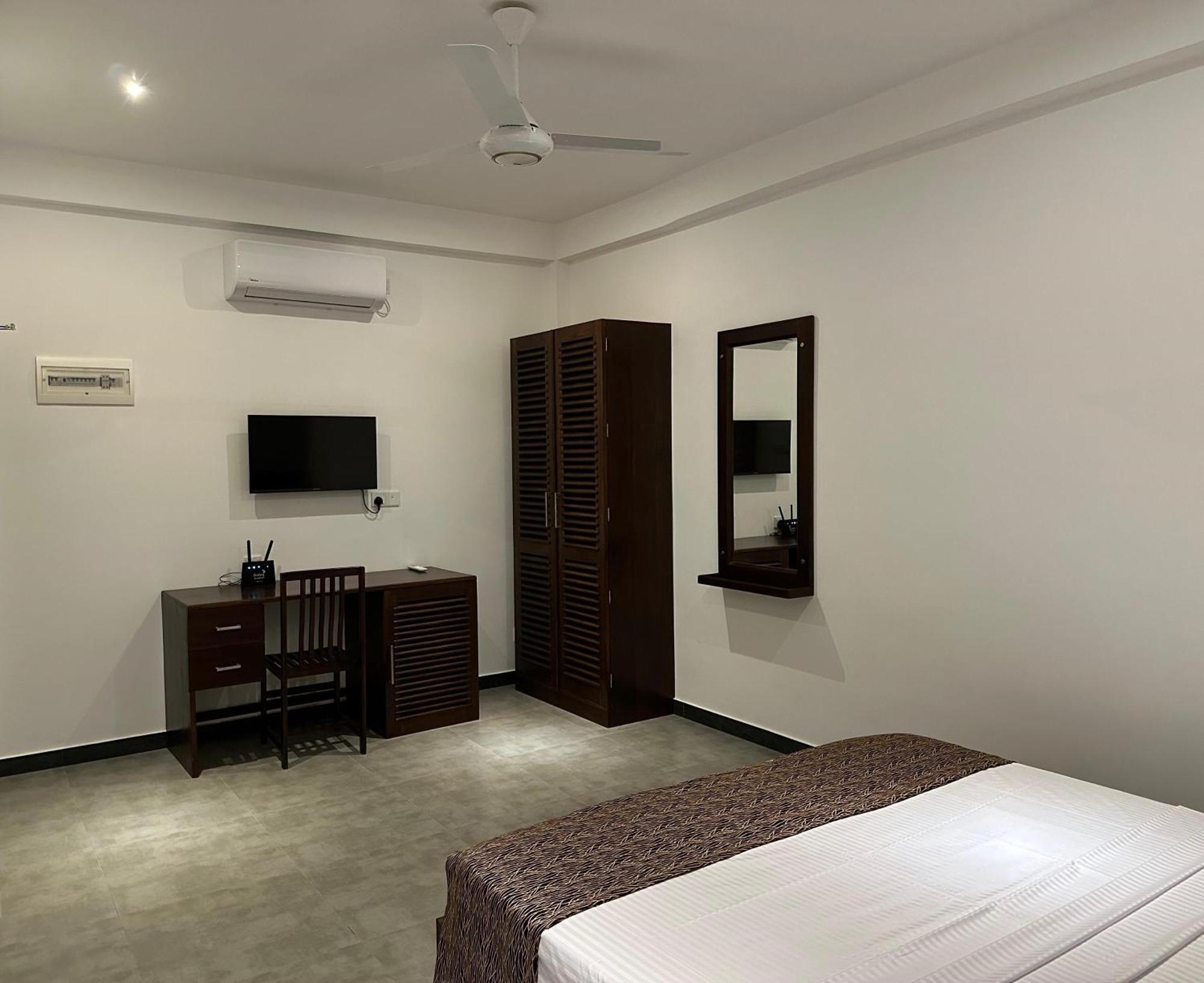 Cocos Polhena Matara Exterior foto