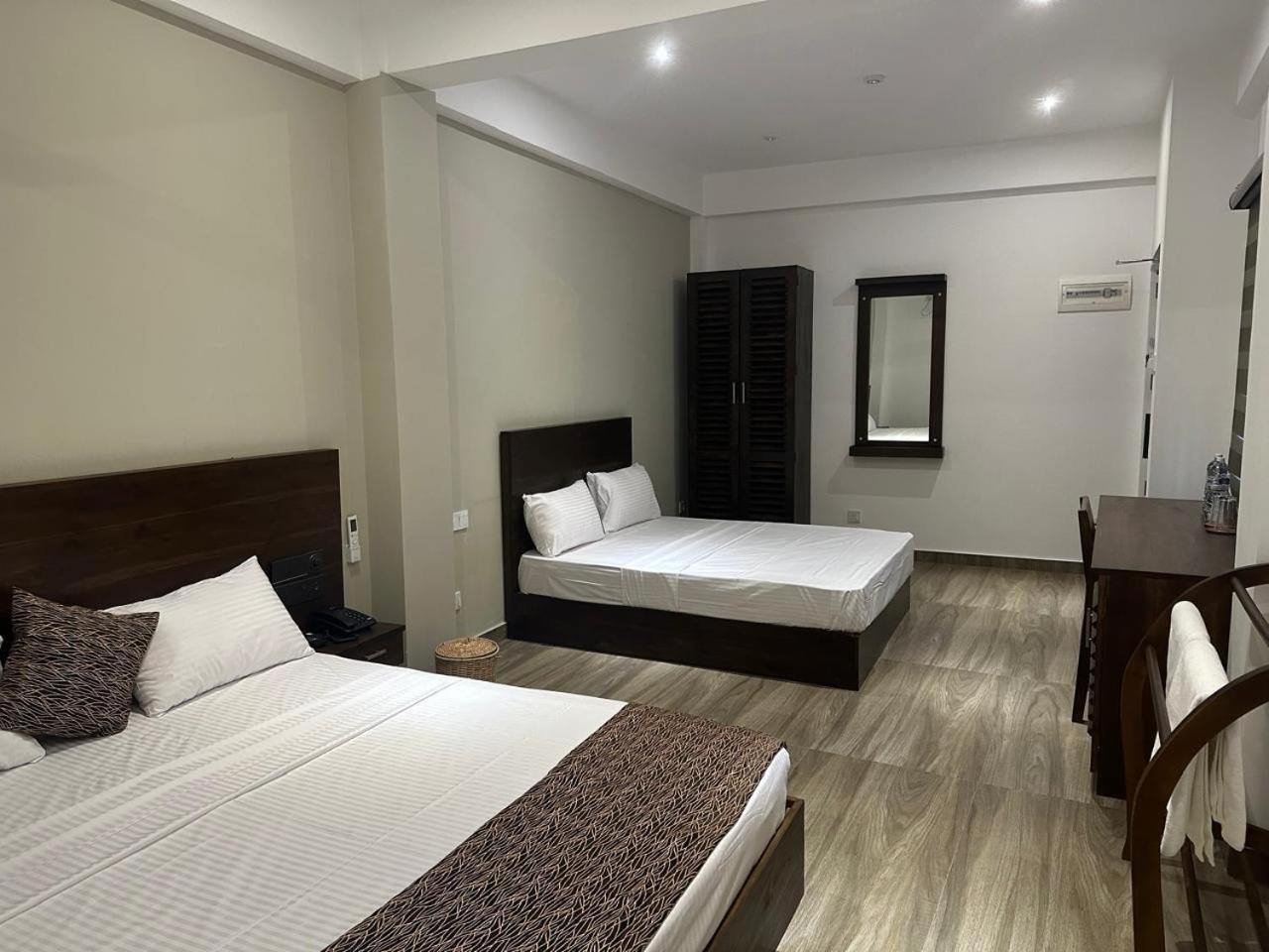 Cocos Polhena Matara Exterior foto